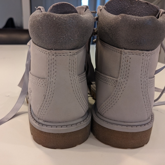 Cute Girls Timberland Waterproof Boots - Picture 5 of 8